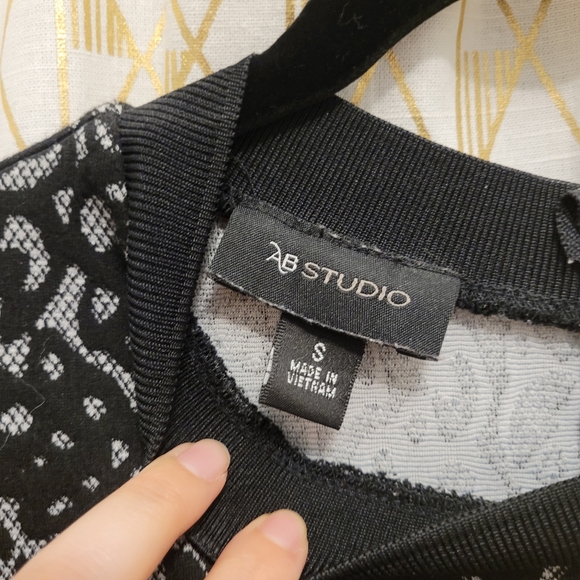 SOLD! AB Studio dressy t-shirt dress, size small - Picture 3 of 5